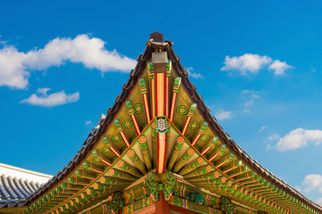 Fototapeta na wymiar Roof of Gyeongbokgung palace in Seoul, Korea