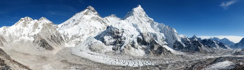 Fototapete Rund Schöne Aussicht auf den Mount Everest © Daniel Prudek
