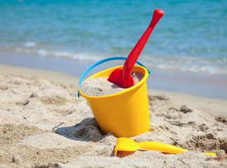 Beach bucket with spade © Dmitry Naumov