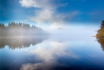 Obraz na płótnie Canvas Loch Ard Blue Sky