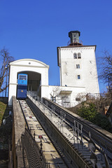 Fototapeta na wymiar Funicular and Kula Lotrscak in Zagreb