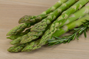 Raw asparagus