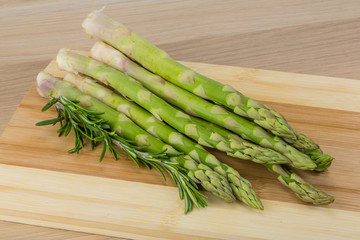 Raw asparagus