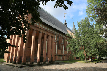 Dom mit Grab von Kant