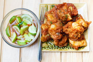 Fried fish cake with squid (Tod Mun).