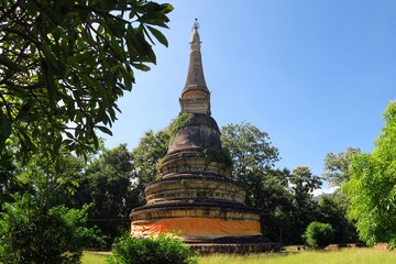 Fototapeta premium Ancient Pagoda. Wat UMong Chiangmai, Thailand.