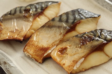 塩サバ焼き