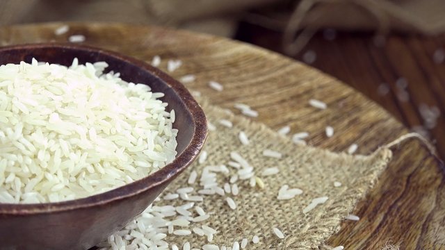 Heap of Rice (not loopable 4K UHD footage)
