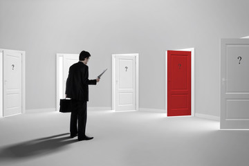 Make a decision. Choose a job. interview. Achieving the goal.