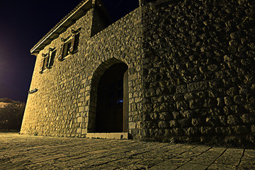 Night street in the old town stone fortress