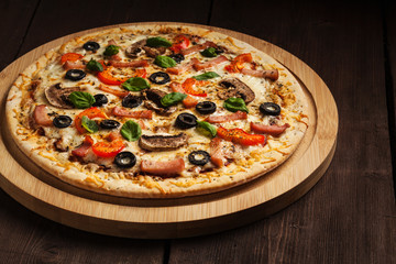 Ham pizza