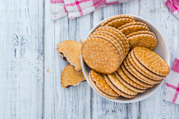 Chocolate Cream Cookies