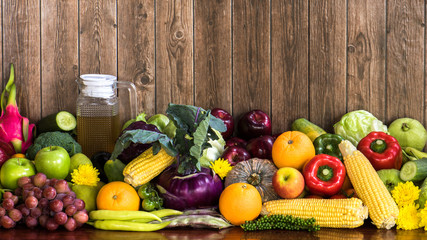 Obraz na płótnie Canvas Fruits and vegetables organics