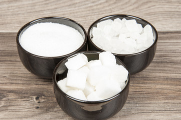 different kind of white and brown sugar