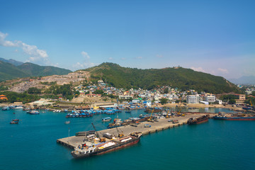 Fototapeta na wymiar port in Nha Trang