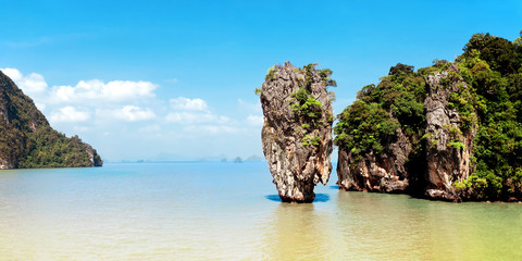 Fototapeta na wymiar James Bond Island on Phang Nga Bay, Thailand