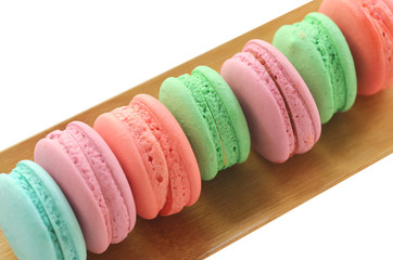 macaroon of dessert in bamboo dish.