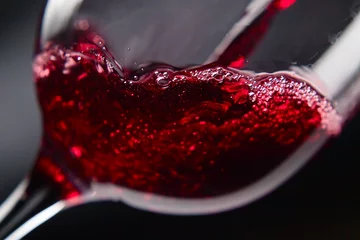 Foto op Plexiglas rode wijn © Igor Normann