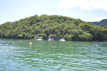 Lagoa Verde em Ilha Grande