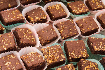 Dolcetti al cioccolato con frutta secca