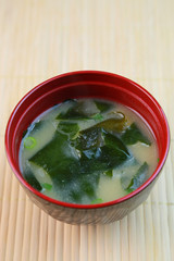ワカメの味噌汁