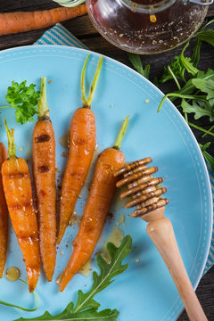 healthy brunch with grilled carrots and honey glaze