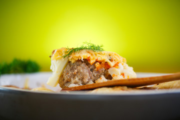 cauliflower baked with meatballs