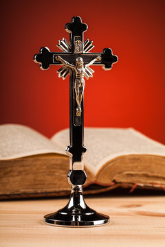 Chrystian crucifix and bible