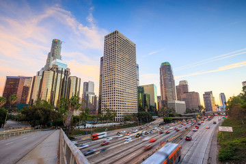 Fototapeta premium Downtown Los Angeles skyline during rush hour