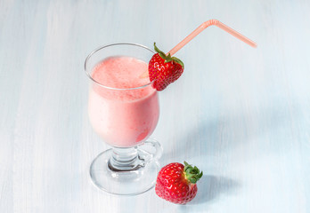 strawberry smoothie with fresh strawberries