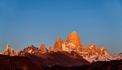 Naklejka premium le fitz-roy