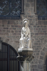 Obraz premium Madonna's statue