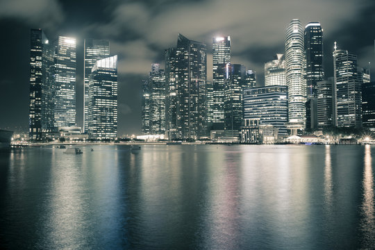 Singapore night skyline © Yury Zap
