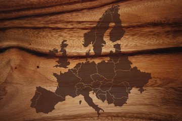 Europakarte auf Holz