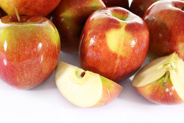 cut apple