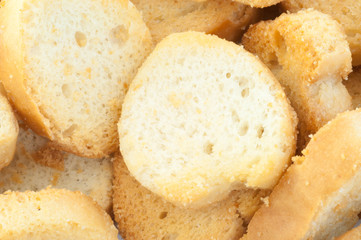 croutons of bread