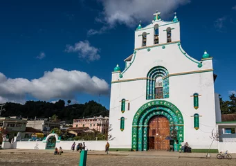 Foto auf Leinwand SAN JUAN CHAMULA CHURCH, CHIAPAS, MEXICO - DECEMBER 14, 2015: It © diegocardini