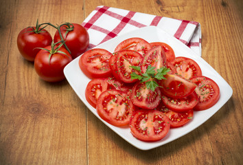 Ensalada de tomates maduros