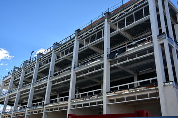 Almacén industrial, Obras