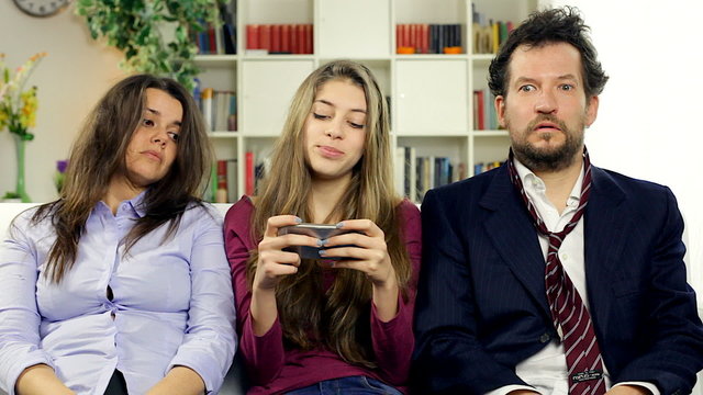 Parents desperate about daughter addicted to phone comedy