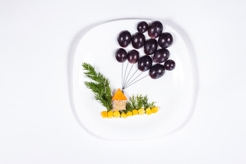 creative design of food on the plate