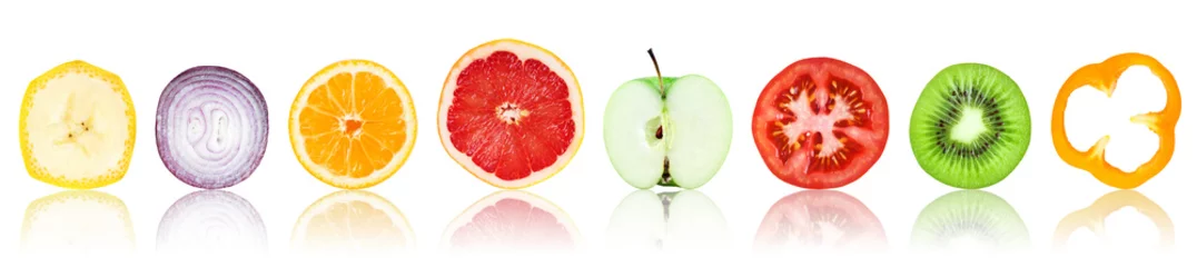 Foto op Plexiglas Verse groenten Verzameling van plakjes vers fruit en groenten