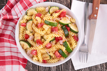 pasta cooked with vegetables