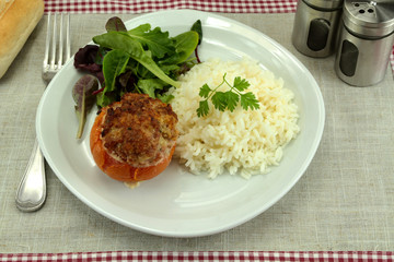 tomate farcie et riz