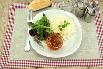 tomate farcie et riz