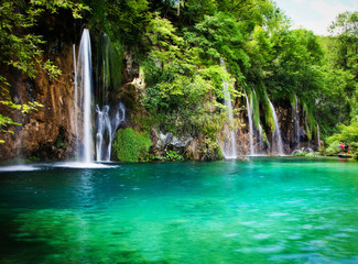 Naklejka premium Summer view of beautiful waterfalls in Plitvice Lakes National P