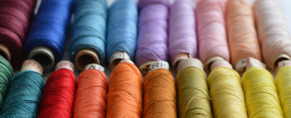 Garnrollen bunt - Farben