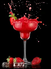  Rode aardbei daiquiri cocktail up © Mariyana M