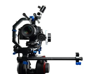 DSLR-Kamera mit Fluid Video Stativkopf