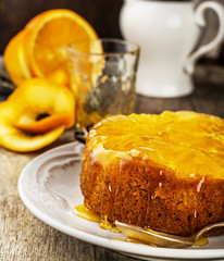 Orange Upside Down Cake with Sweet Syrup